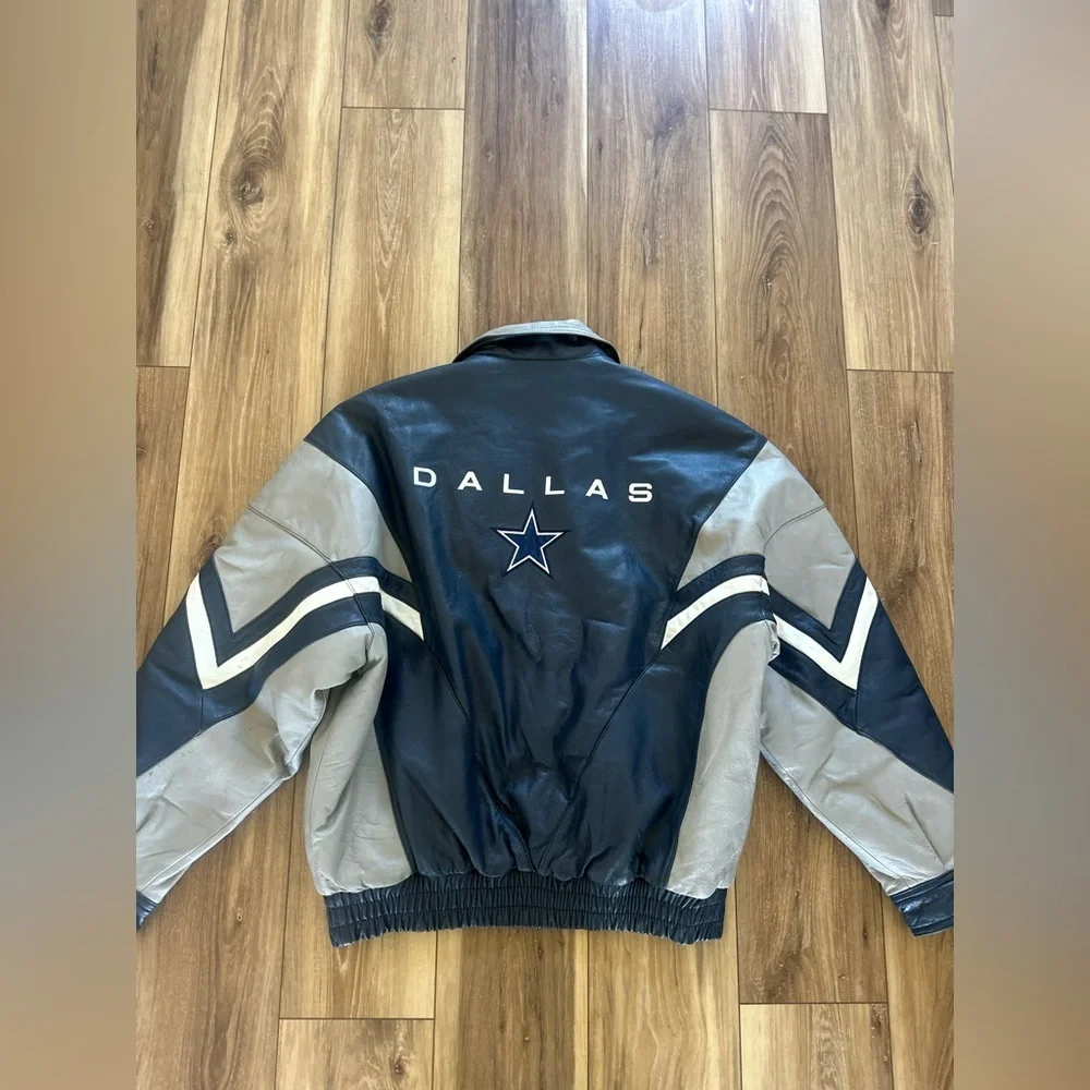 Pro Player mens vintage Dallas Cowboys Bomber Jacket size large